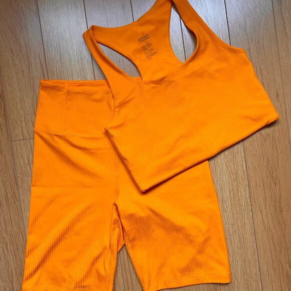 Girlfriend Collective High-Rise Bike Short - Picture 2 of 4